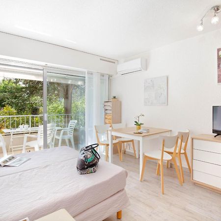 Studio Climatise Pour 3, Face Est, A 50M Plage Et Proche Commerces - Fr-1-466A-23 Saint-Raphaël Dış mekan fotoğraf