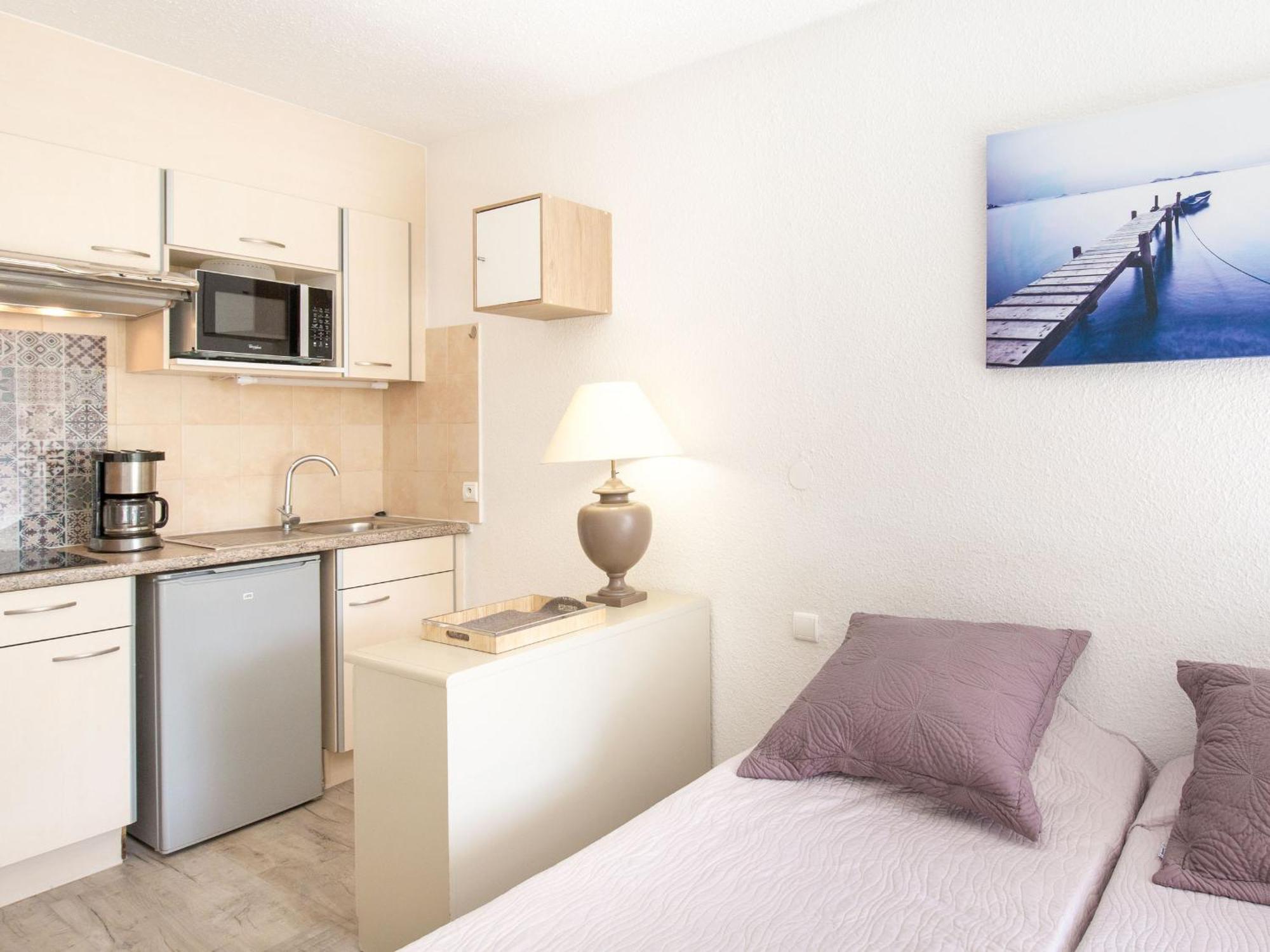 Studio Climatise Pour 3, Face Est, A 50M Plage Et Proche Commerces - Fr-1-466A-23 Saint-Raphaël Dış mekan fotoğraf